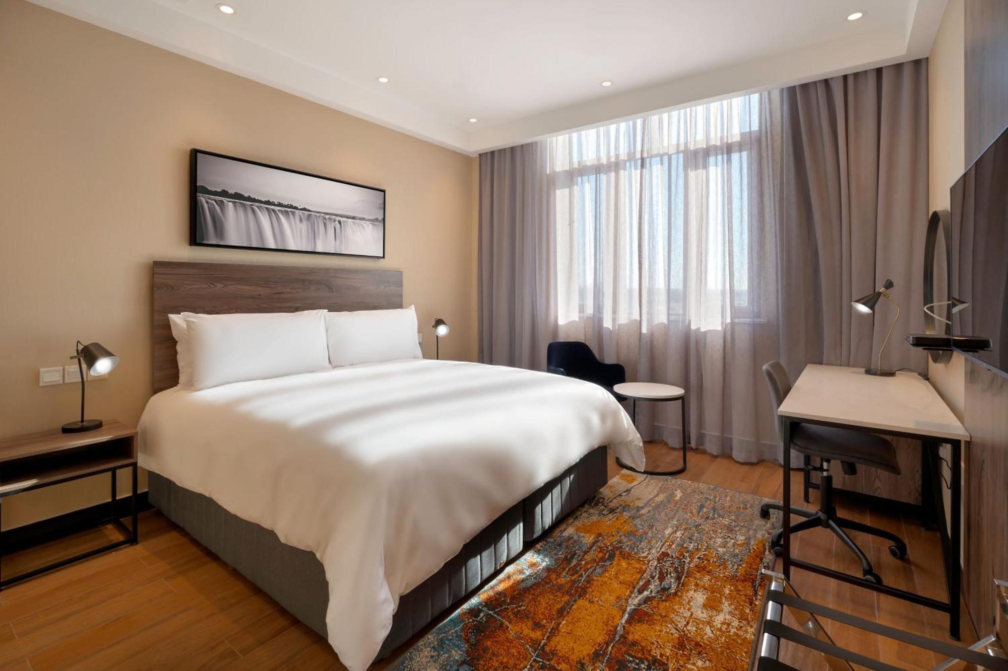 Protea Hotel By Marriott Lusaka International Airport エクステリア 写真