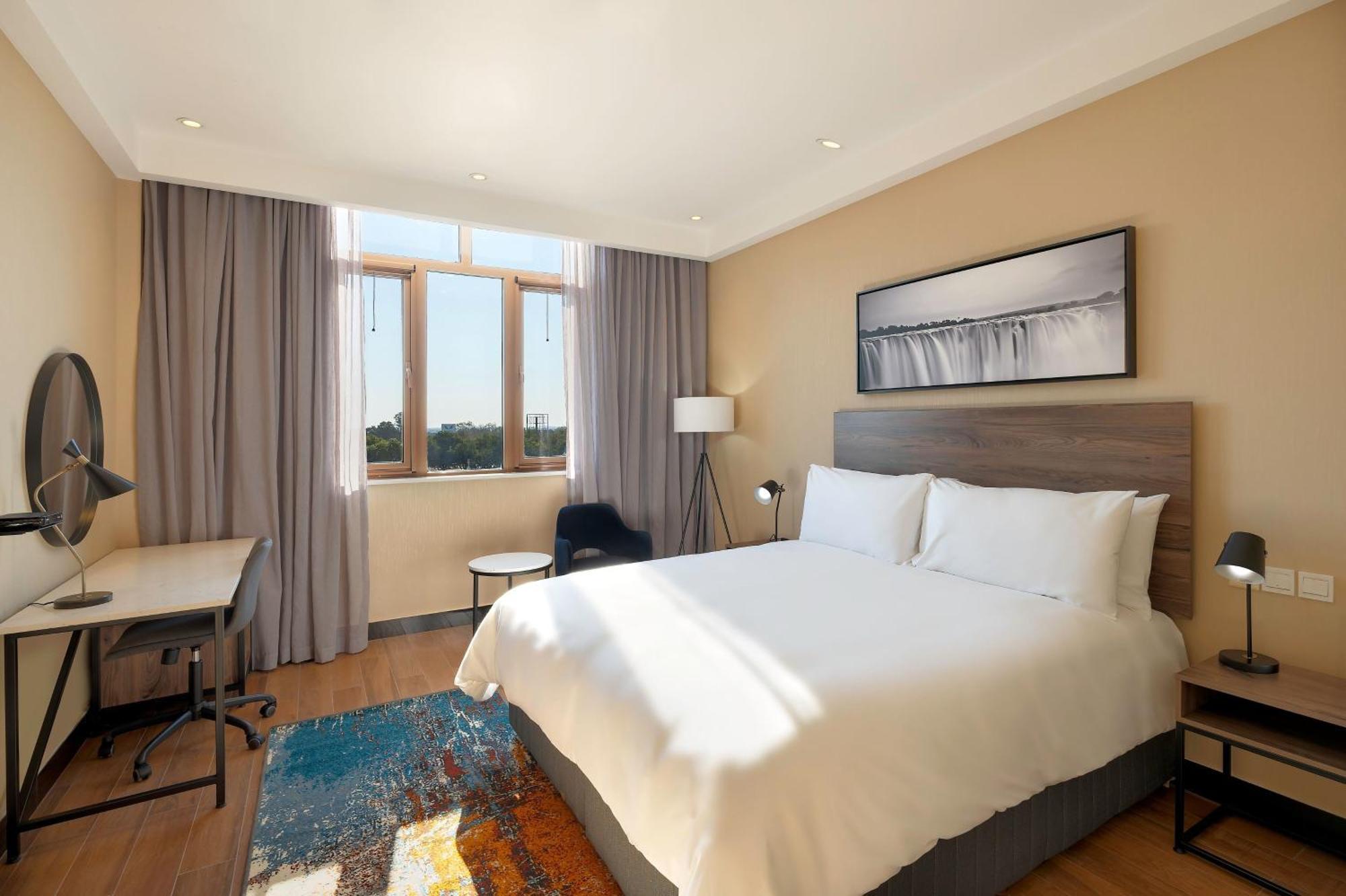 Protea Hotel By Marriott Lusaka International Airport エクステリア 写真