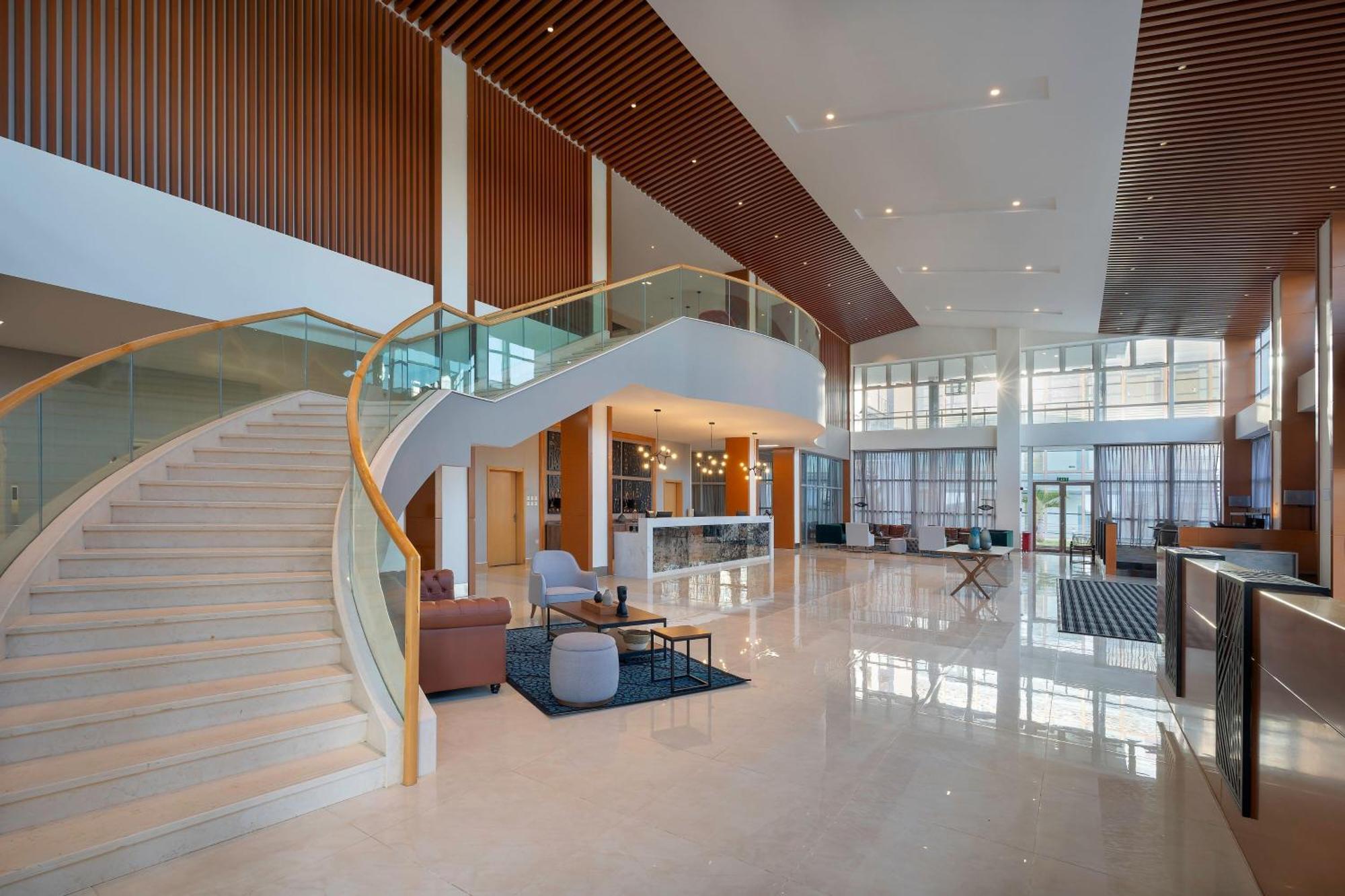 Protea Hotel By Marriott Lusaka International Airport エクステリア 写真
